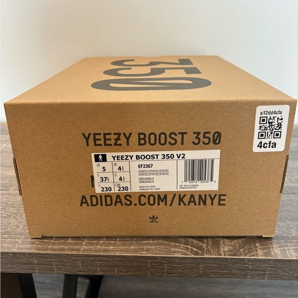 adidas Yeezy Boost 350 V2 Static Reflective EF2367 men’s size 5 White Gray NIB - Picture 2 of 10
